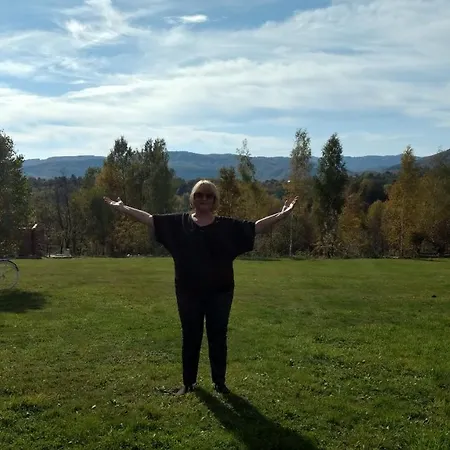 Molfar House Hébergement de vacances *